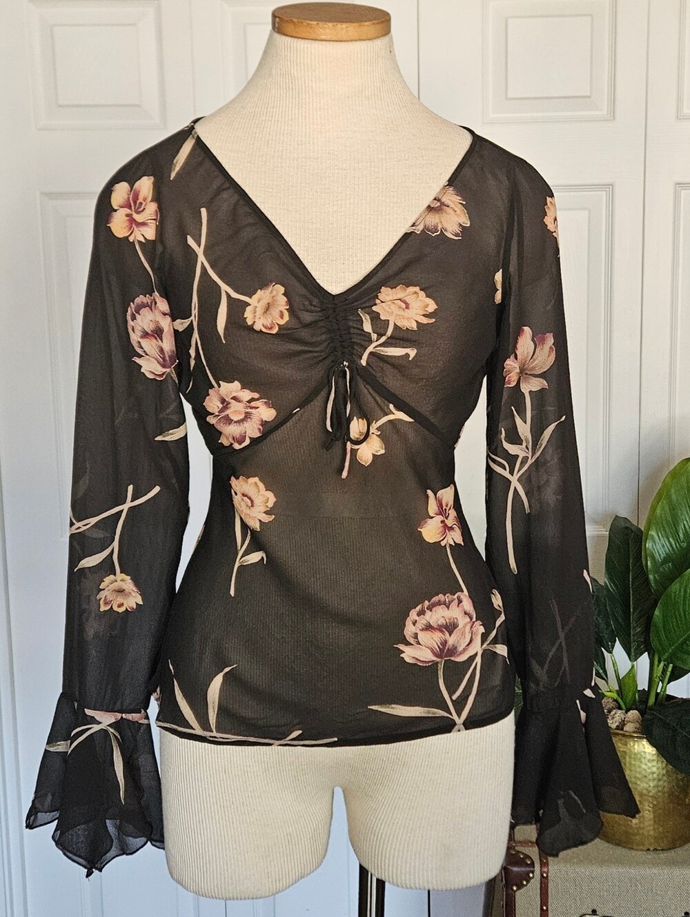 VNT The Limited Y2K 100% Silk Sheer Mesh Top Whimsigoth Fairy Flare Sleeve Top S
